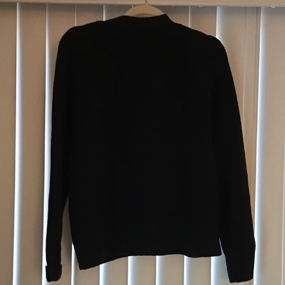 Old Navy Women's Black Cardigan Sweater - Picture 3 of 3